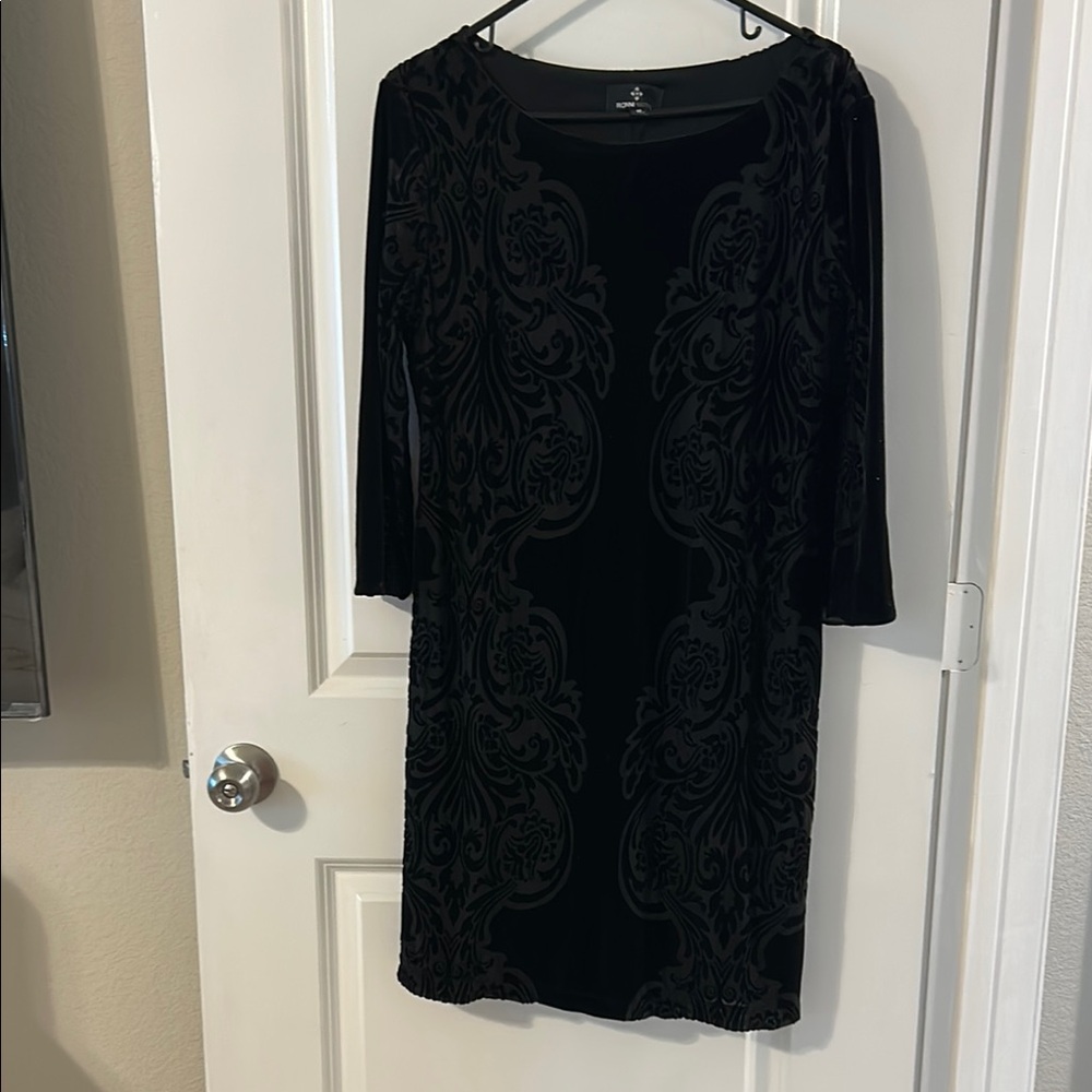 Ronni Nicole Black 3/4 Sleeve Velvet Dress